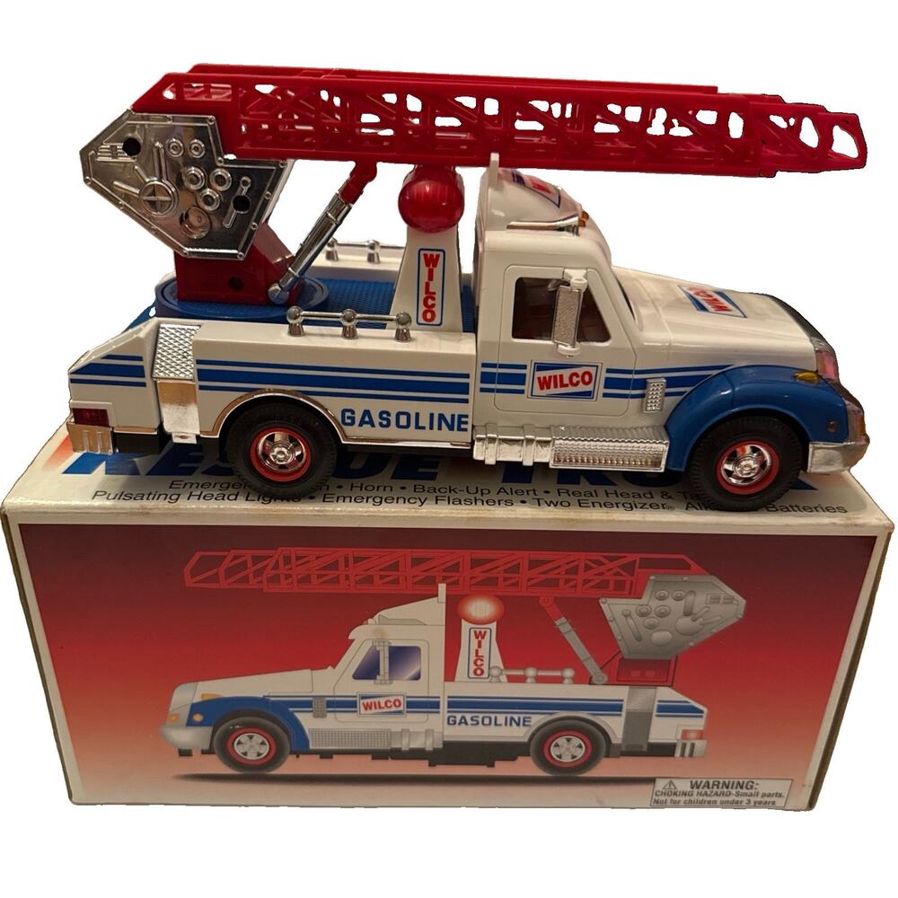Brand New In Box Vintage 1995 Wilco Rescue Truck All Lights And Sounds Work.